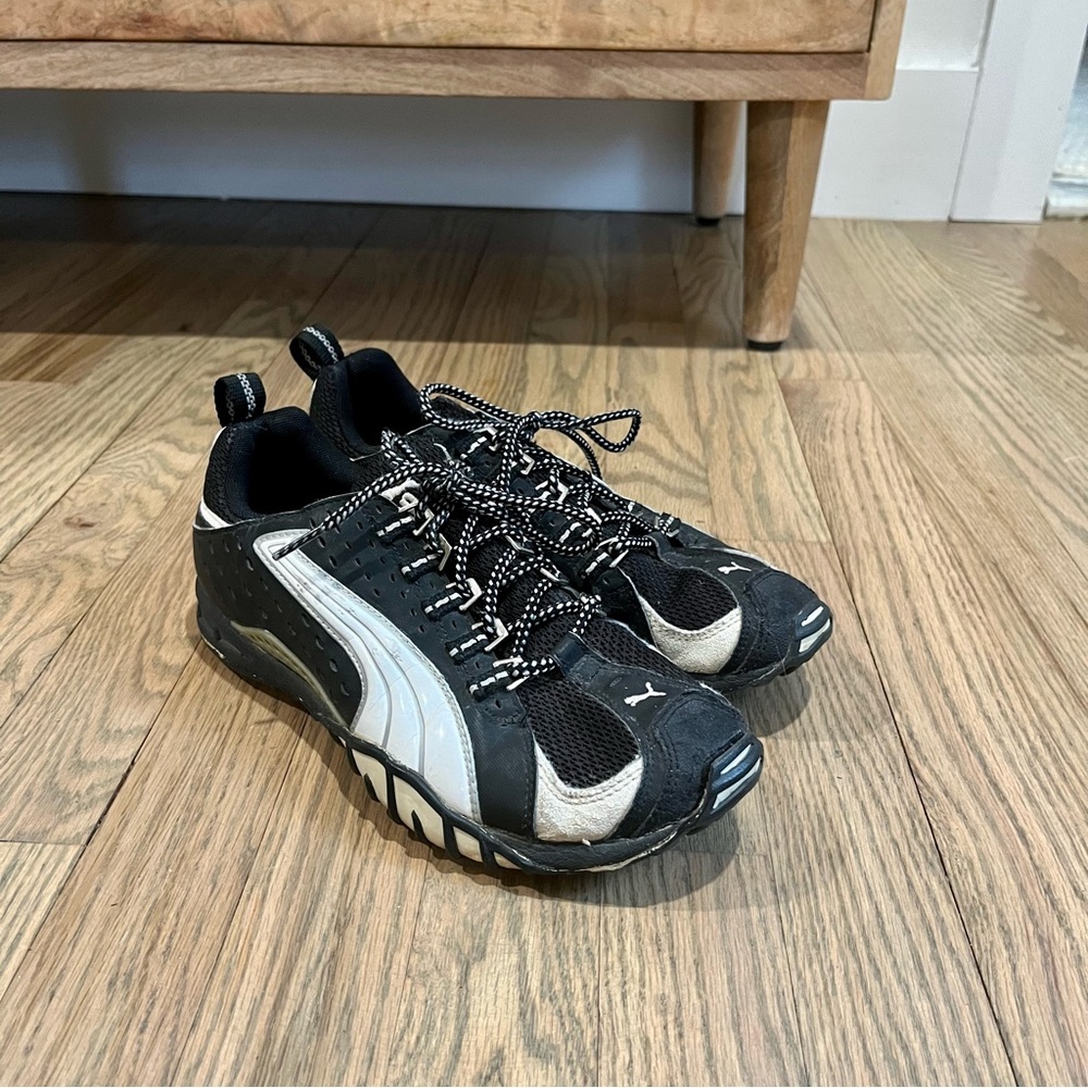 Black and white Puma Sneakers